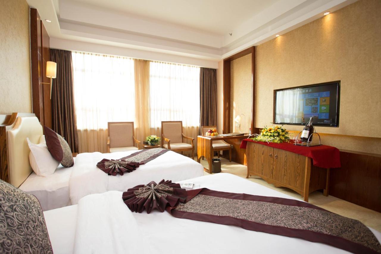 Hong Van Grand Hotel Mong Cai エクステリア 写真