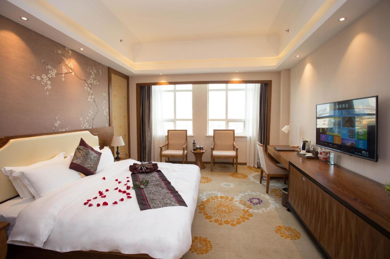 Hong Van Grand Hotel Mong Cai エクステリア 写真