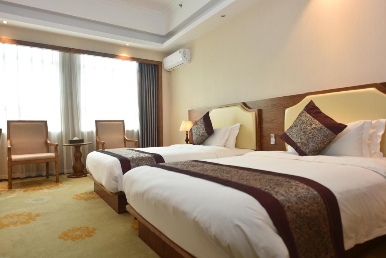 Hong Van Grand Hotel Mong Cai エクステリア 写真