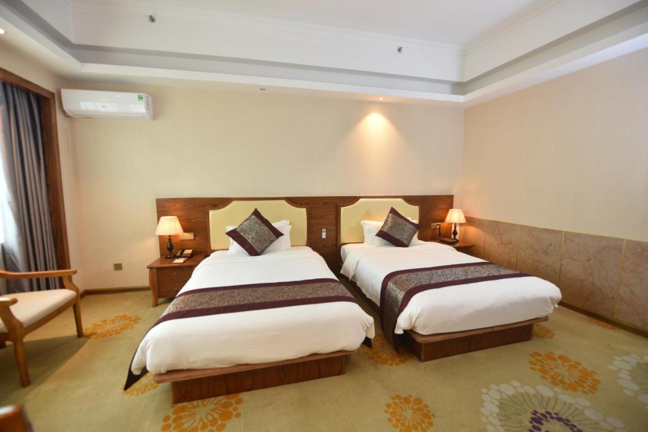 Hong Van Grand Hotel Mong Cai エクステリア 写真